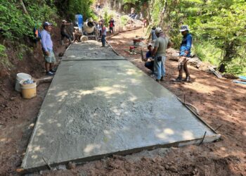 Avanzan los trabajos de construcción de carretera en el Municipio de El Adelanto, Jutiapa. /Foto: Municipalidad El Adelanto.