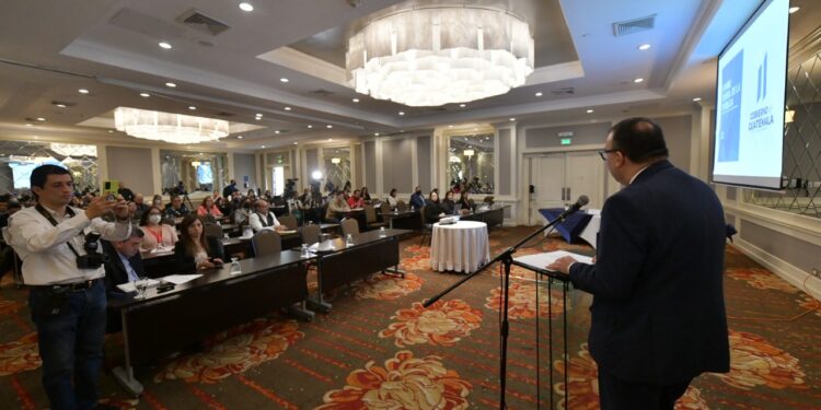 Presentan metodología para elaborar Informe General de Gobierno 2022