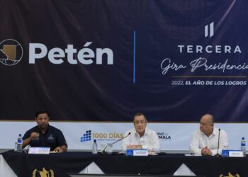 Tercera gira presidencial llega a Petén