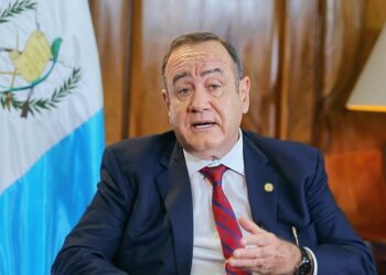 Presidente reafirma compromiso contra el coyotaje y migración irregular