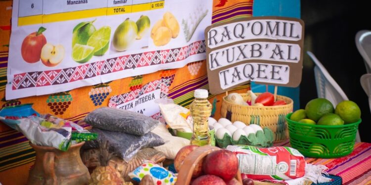 Brindan sexta entrega de alimentación escolar en Palín, Escuintla