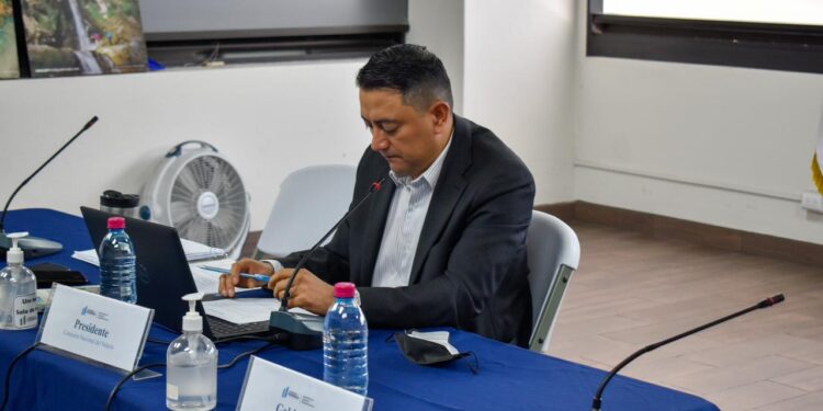 Comisión Nacional del Salario se reúne para discutir aumento al salario mínimo