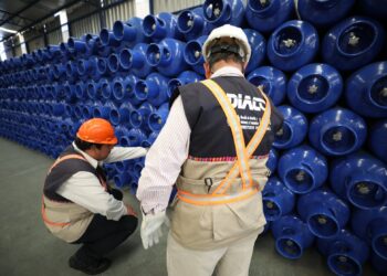 Efectúan más de mil 100 verificaciones para garantizar cumplimiento de apoyo social