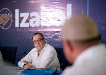 Presidente Giammattei reafirma compromiso de impulsar proyectos para Izabal