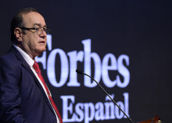 "Guatemala es el destino ideal para inversiones", presidente Giammattei