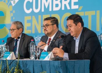 Desarrollan VII Cumbre Energética con énfasis en la digitalización