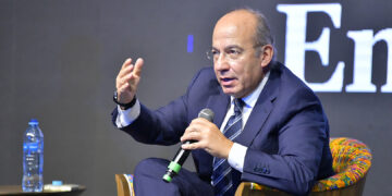 Felipe Calderón: “El nearshoring es la gran oportunidad de Guatemala”