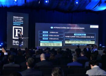 Efectúan segundo día de debates del Foro Economía y Negocios de Forbes en Español