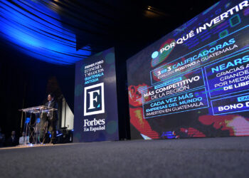 Remarcan política macroeconómica del país y clima para la generación de inversiones