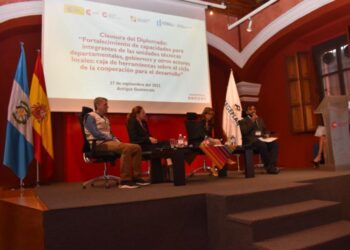 Capacitan a actores locales sobre gestión de la cooperación para el desarrollo