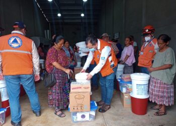Autoridades resaltan abastecimiento para atender a guatemaltecos afectados por lluvias