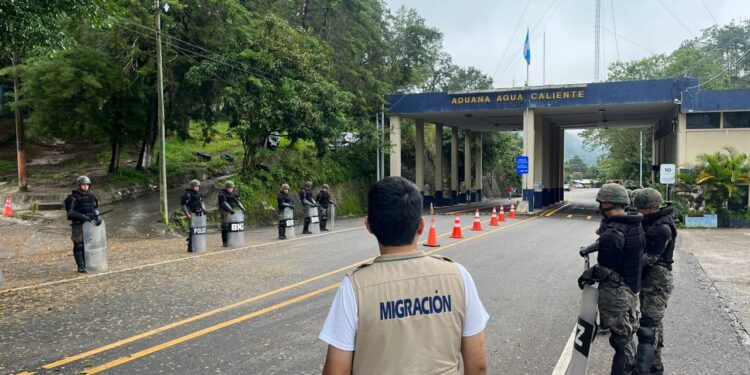 Continúan en desarrollo operativos interinstitucionales para regular la situación migratoria en el país