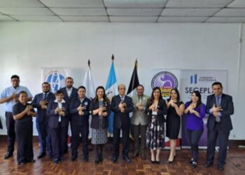 Firman convenio para promover inclusión de personas con discapacidad