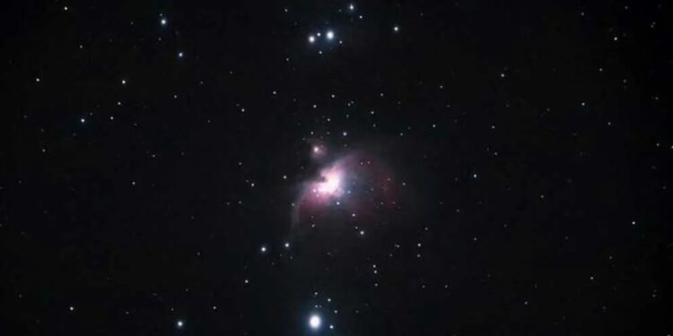 Hallan una pareja de estrellas cataclísmica con la menor órbita jamás vista