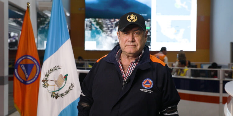 Presidente informa sobre atención a damnificados por paso de fenómeno natural Julia