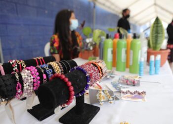Feria de Emprendimiento llega a San Lucas Sacatepéquez