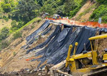 Covial continúa con trabajos en ruta entre Sansare y Jalapa