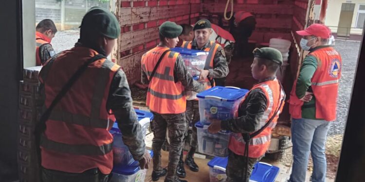 Gobierno atiende a personas afectadas por lluvias de las últimas horas