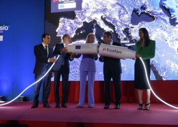 Comienzan obras del cable submarino eléctrico entre Israel, Chipre y Grecia