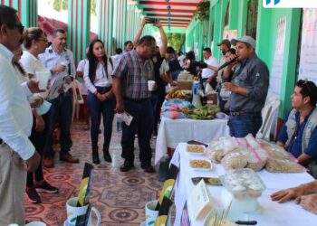 Efectúan la Feria de la Agricultura Familiar llega, en El Progreso