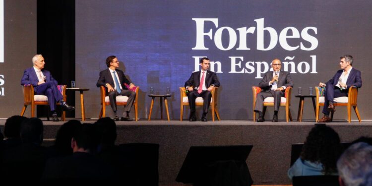 Empresarios internacionales conocen la capacidad de Guatemala para las inversiones