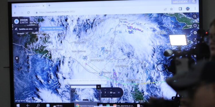 Mandatario resalta labores de asistencia a afectados por lluvias