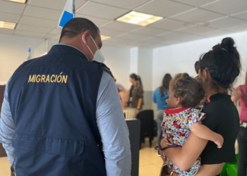 Más de 300 migrantes venezolanos deciden retornar de manera voluntaria