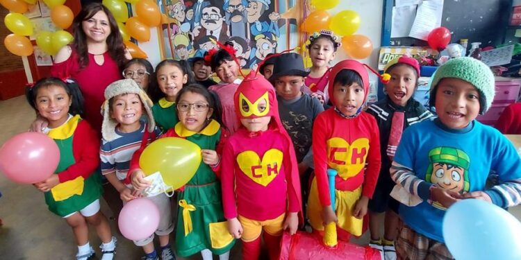 Con disfraces, estudiantes de preprimaria celebran Día del Niño en Totonicapán
