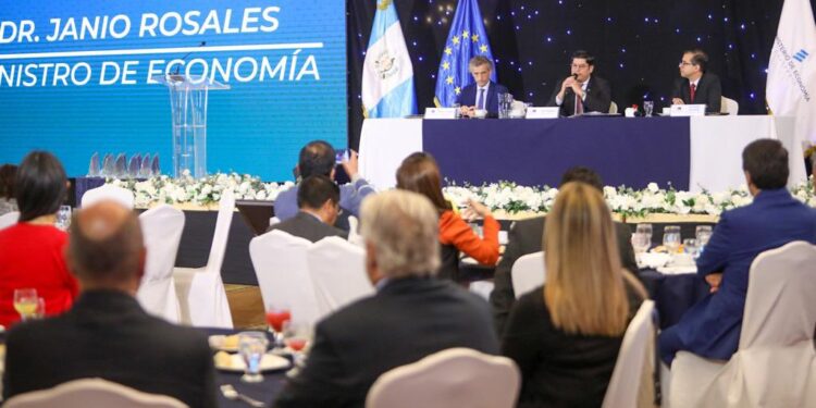 Presentan resultados de programa de apoyo para Mipyme y cooperativas