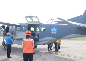 Ejército traslada a hospital capitalino a niña izabalense que sufrió quemaduras