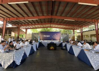 Gobernante llega a Zacapa como parte de la tercera gira presidencial 2022