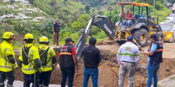 Atención a emergencias a causa de las lluvias. /Foto: CIV