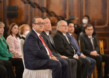 Autoridades de la Sib y del Banguat reiteran compromiso con el país