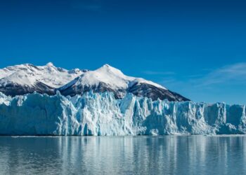 Importante glaciar de Chile sufre segundo desprendimiento en pocas semanas