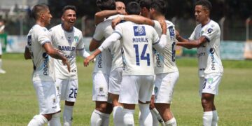 Comunicaciones consiguió la victoria ante Guastatoya. /Foto: CremasOficial