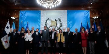 Nueva junta directiva del Parlamento Centroamericano 2022-2023. / Foto: Noé Pérez