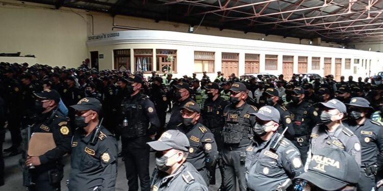 Ejecutan plan operativo de control y seguridad en todo el país