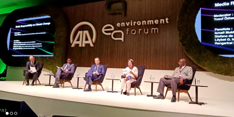 Foro climático pide más sensibilización para prevenir desastres