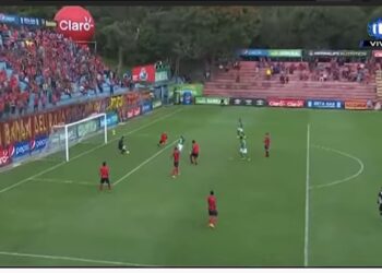 Carlos Mejía, exjugador de Comunicaciones