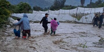 PNC mantiene acciones de apoyo a los afectados por ciclón Julia