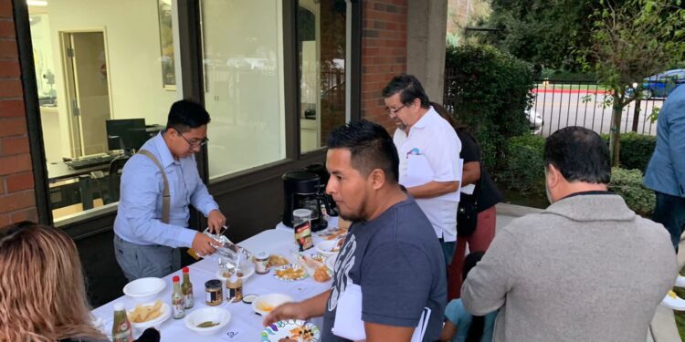 Productos con sello blanco en el Consulado General de los Ángeles. /Foto: Mineco