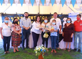 Sexta entrega de alimentación escolar inició el pasado 19 de septiembre. /Foto: Mineduc