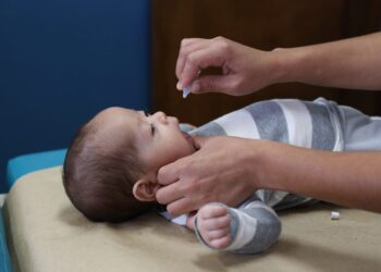 Vacuna contra rotavirus estimula el sistema inmune de los niños. /Foto: IGSS