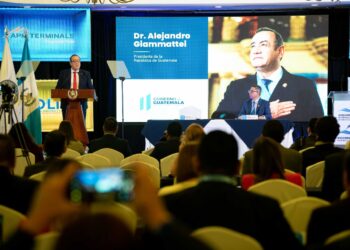 Efectúan el XXIII Congreso Internacional de Derecho Marítimo