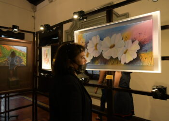 Inauguran exposición “Entre estecos, pinceles y grafitos”