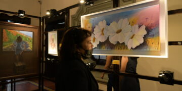 Inauguran exposición “Entre estecos, pinceles y grafitos”