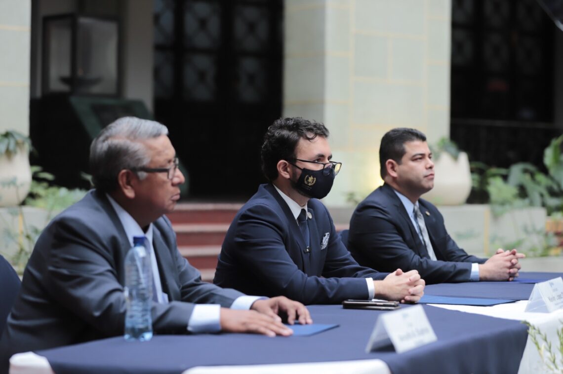 Conmemoran el Día del Periodista en Guatemala - Agencia Guatemalteca de ...