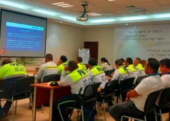 Fortalecen conocimientos de agentes policiales de Escuintla