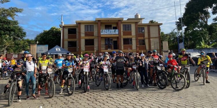 Efectúan vuelta ciclística “Prevenir me Llega”