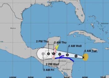 Dan seguimiento a trayecto del ciclón tropical Lisa